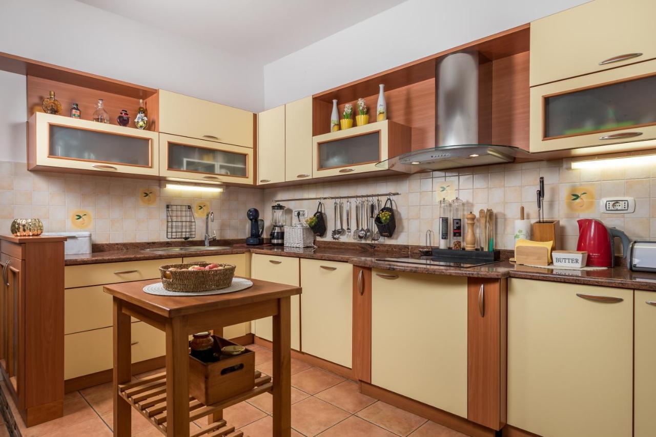 Apartment Hanna Rijeka Exterior photo