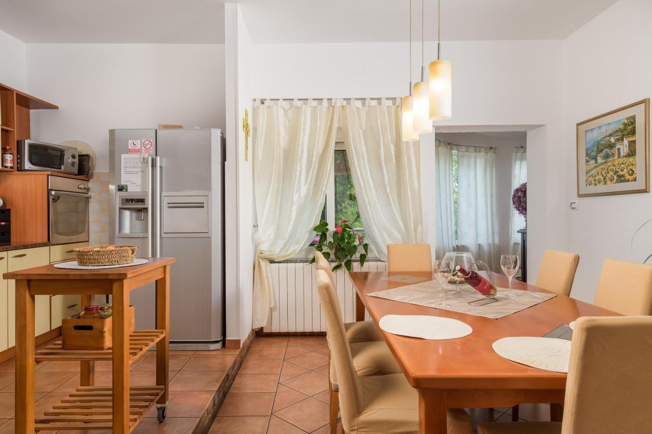 Apartment Hanna Rijeka Exterior photo